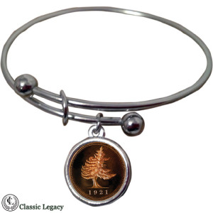 Expandable Hoop Bracelet with Big Cedar Charm